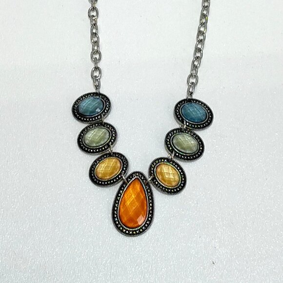 Arizona Jean Co. Necklace Multicolor Pendant Statement Silver Tone Chain 16 Inch - Picture 2 of 7